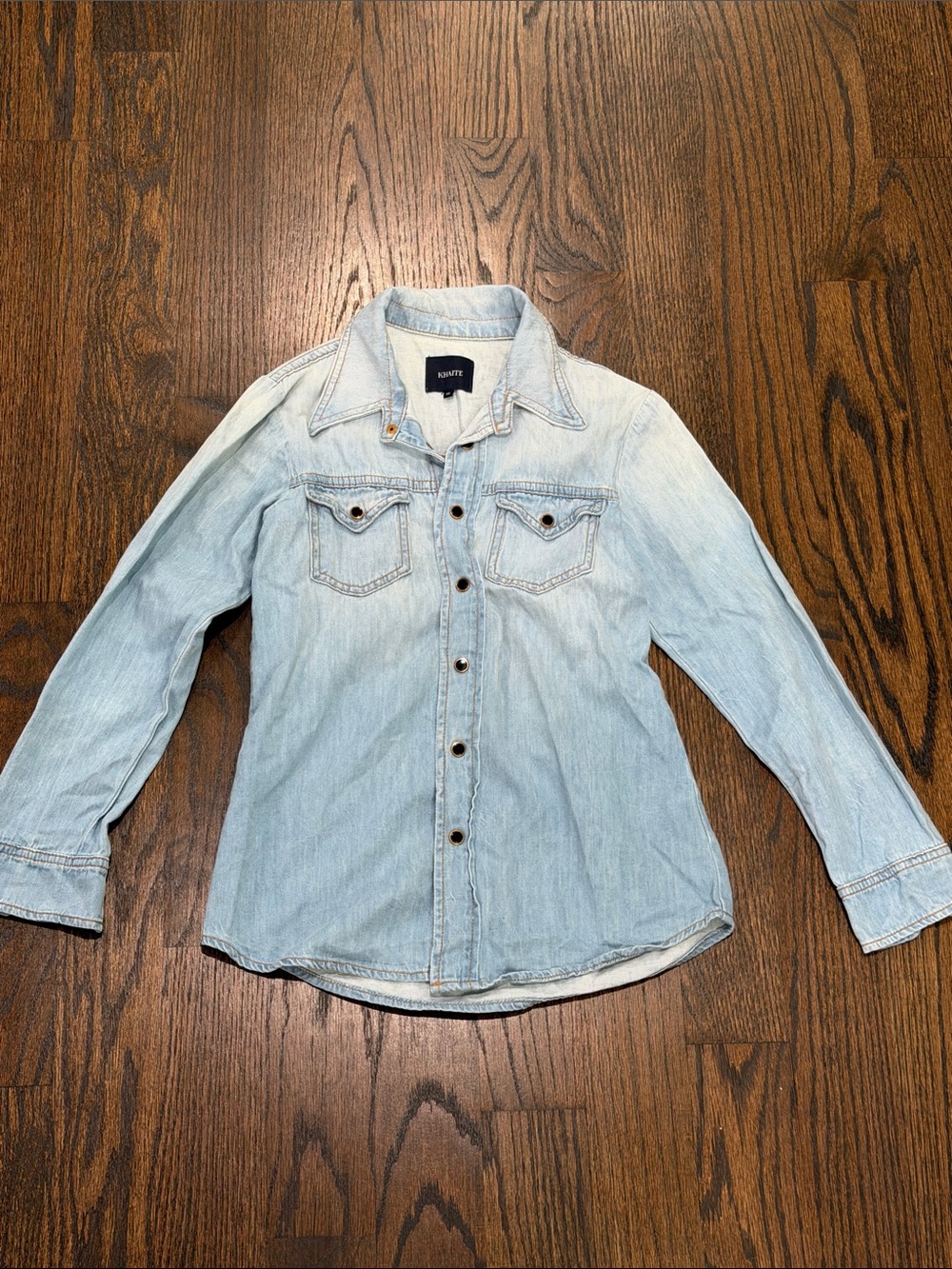 Khatie denim snap button top